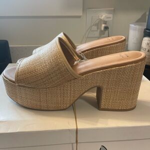 Size 9 platform wedges